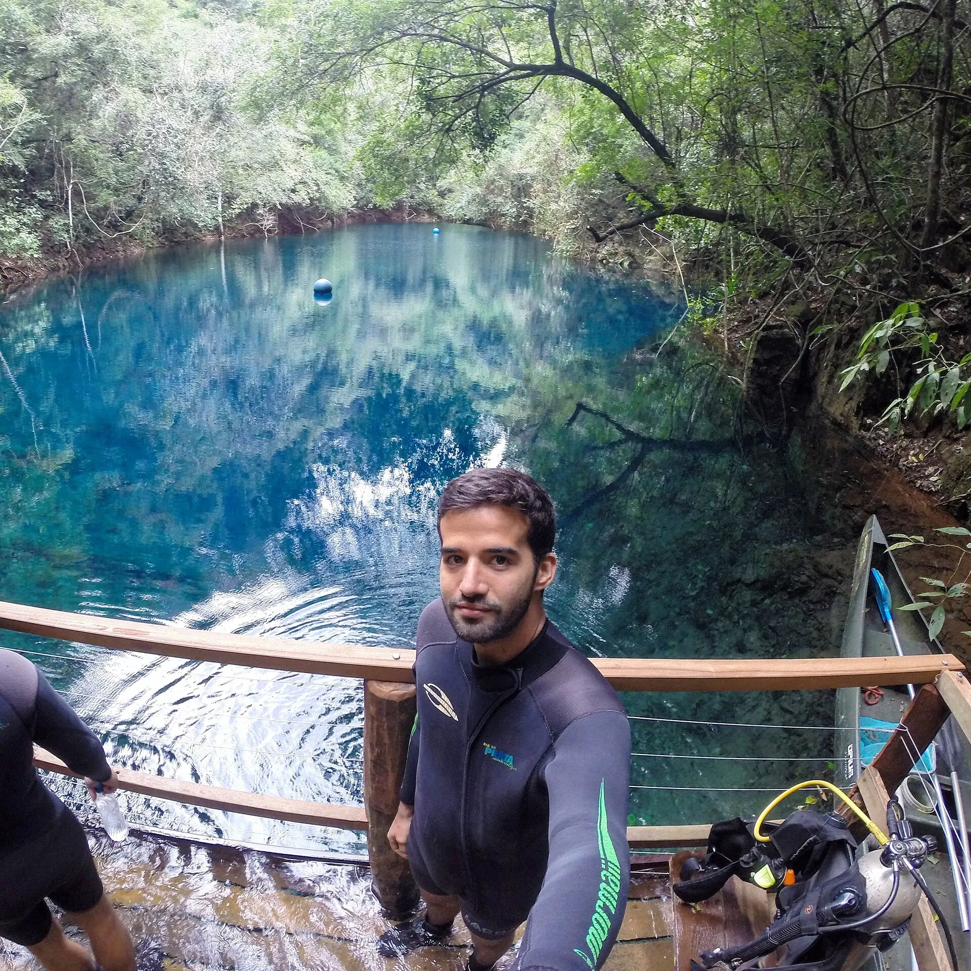 Azul sem fim na Lagoa misteriosa